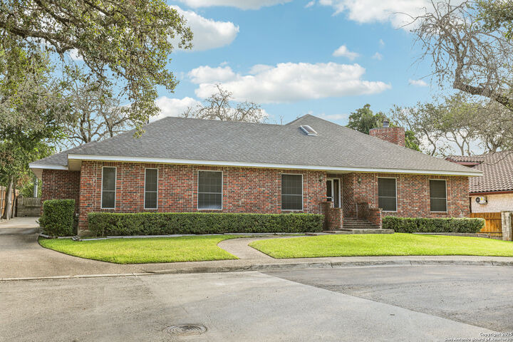 Property Photo:  10134 Jandre Pl  TX 78213 