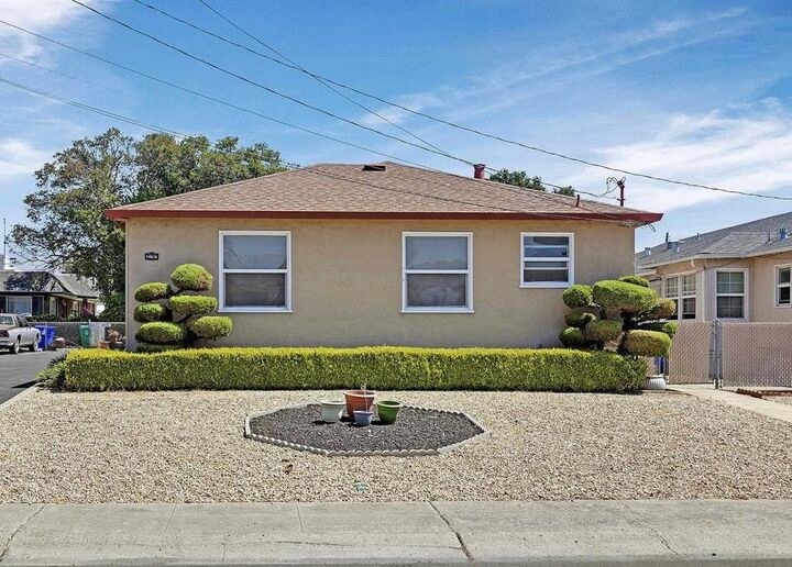Property Photo:  14610 Pansy Street  CA 94578 