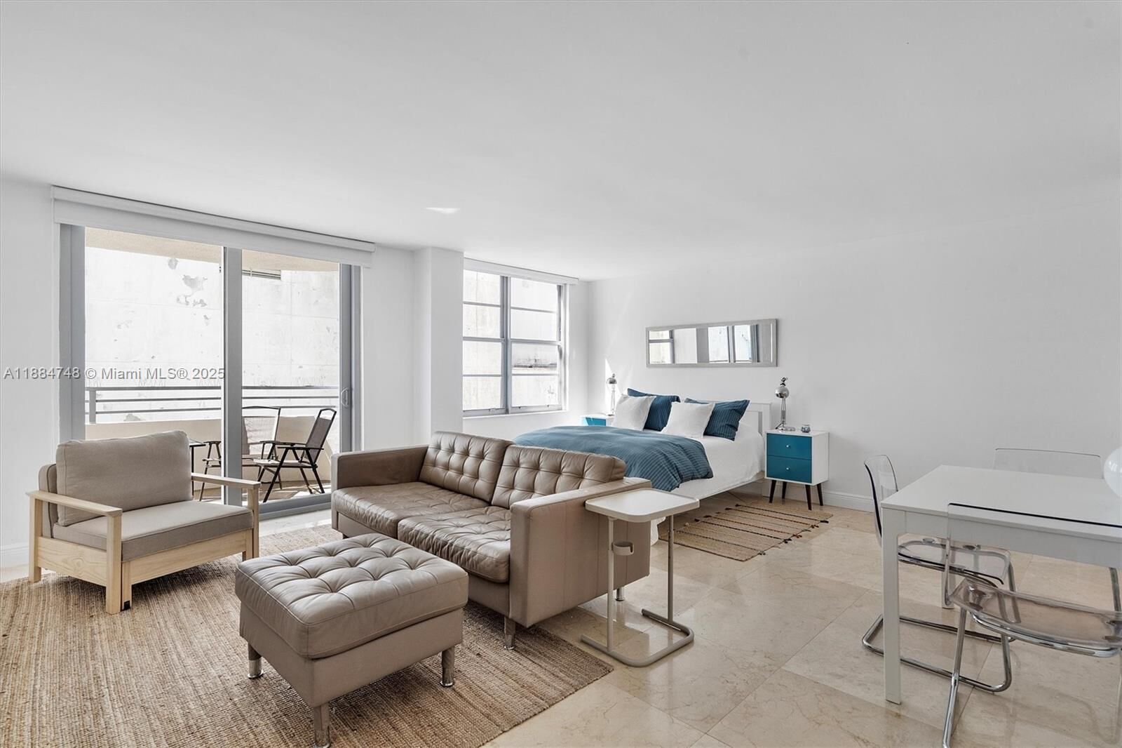 Property Photo:  5555 Collins Ave 5P  FL 33140 
