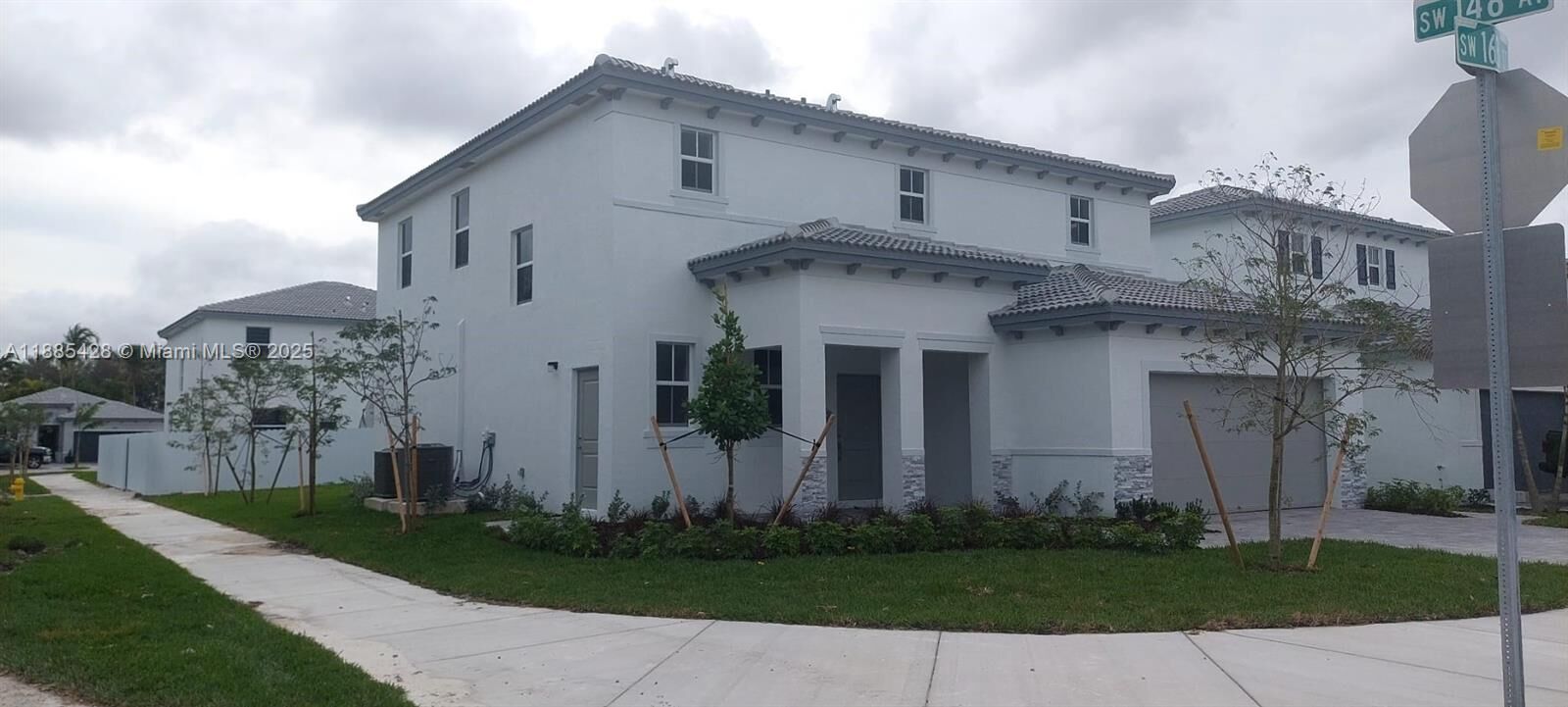 Property Photo: 14806 SW 163rd St FL 33187