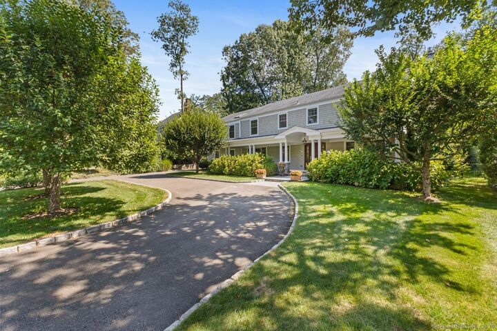 Property Photo:  6 Fox Hollow Lane  CT 06807 
