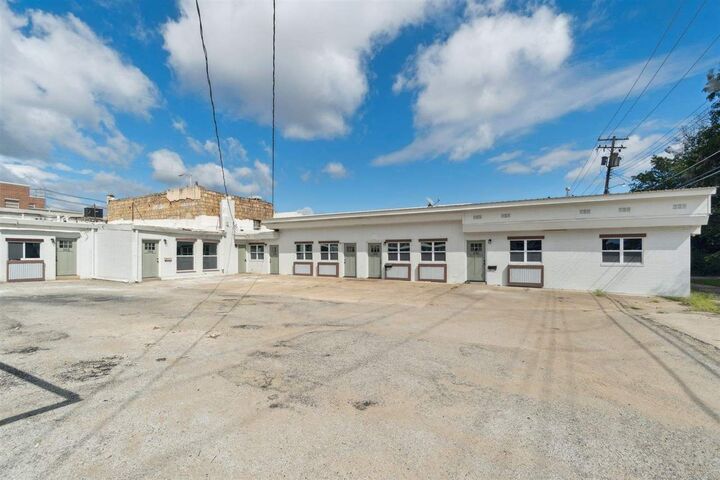 103 E Cherry Street  Cushing OK 74023 photo