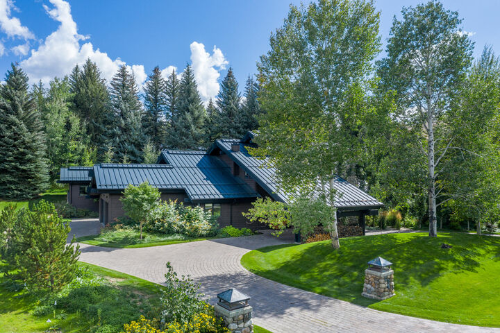 104 Fairway Rd  Sun Valley ID 83353 photo