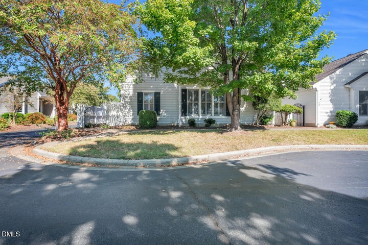Property Photo: 19 Caldwell NC 27312