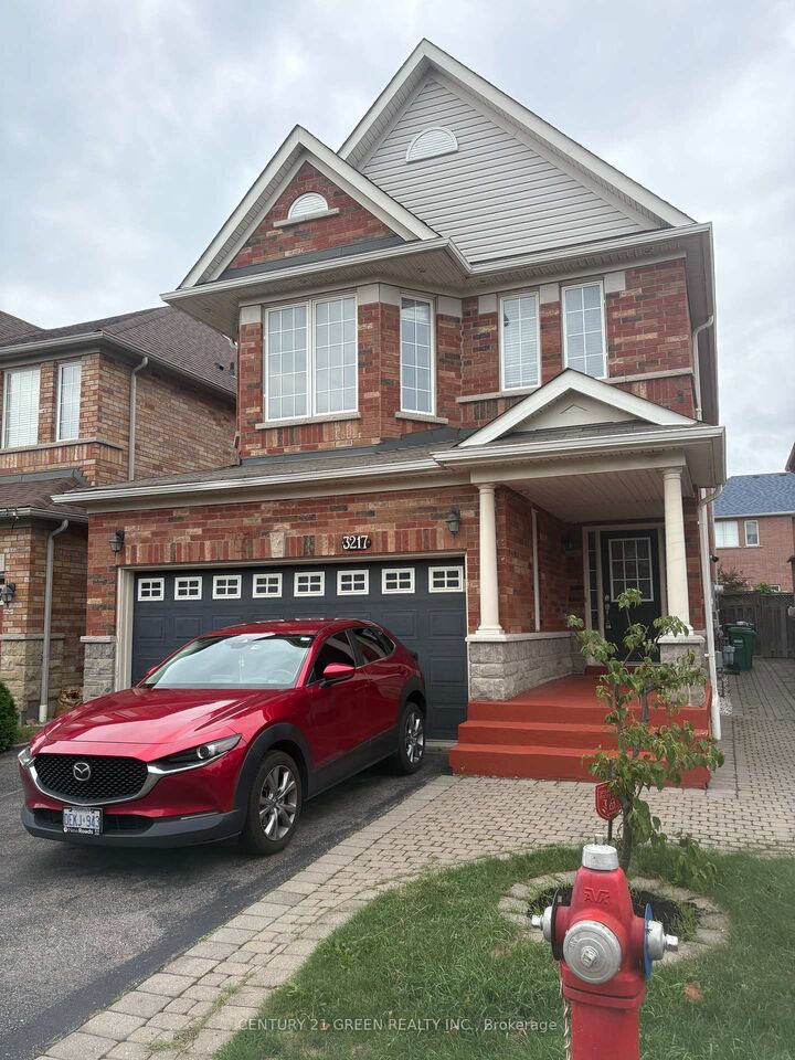 Photo de la propriété:  3217 Respond Road (Main Level)  ON L5M 7X5 