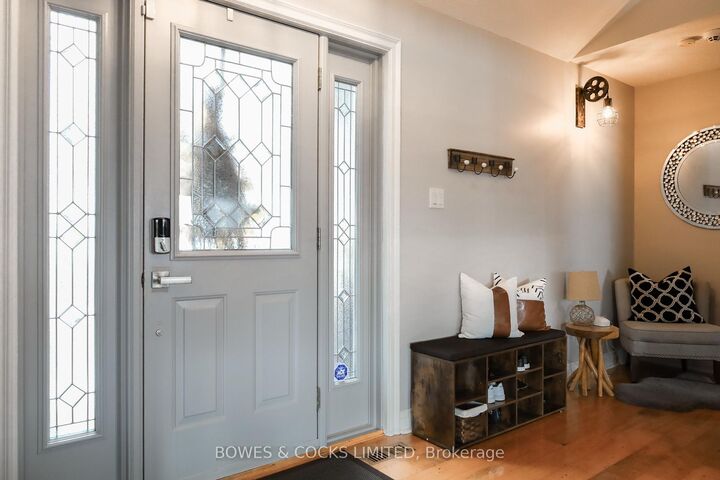 Property Photo:  1 Lawson Court  ON K0L 2W0