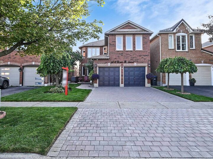 5306 Lismic Boulevard  Mississauga ON L5V 1P5 photo