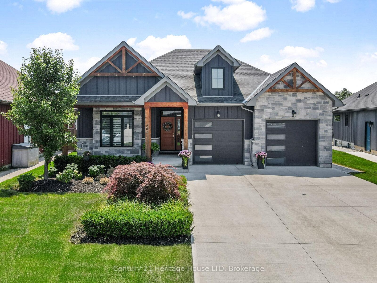 Property Photo:  281 Regatta Drive  ON L3B 6E7 