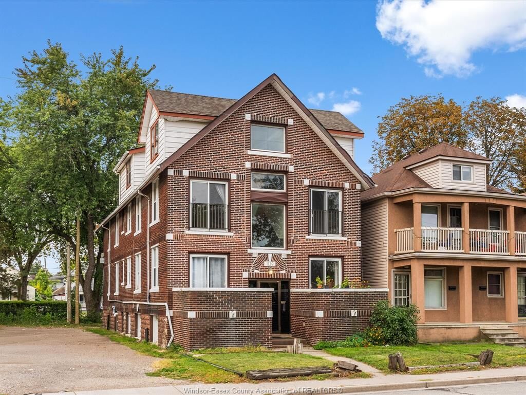Property Photo:  1139 Riverside Drive East  ON N9A 2T6 