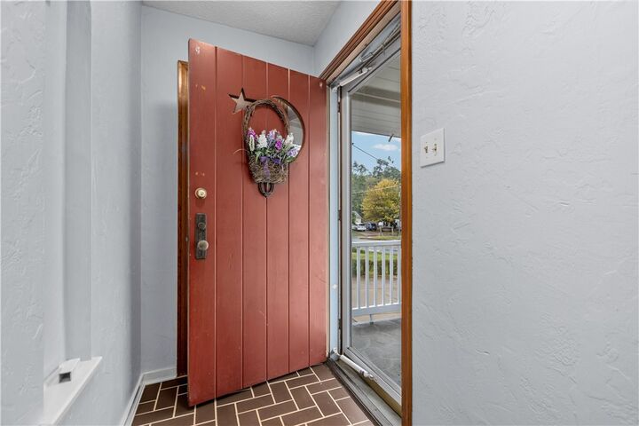 Property Photo: 731 Clifton Rd PA 15102