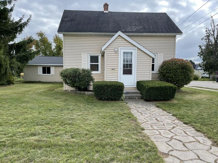 402 E First Street  Gaylord MI 49735 photo