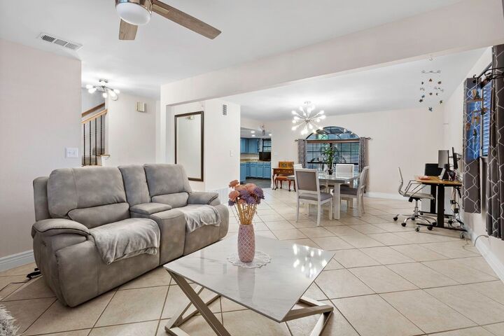 Property Photo:  512 Bramble Drive  TX 78745 