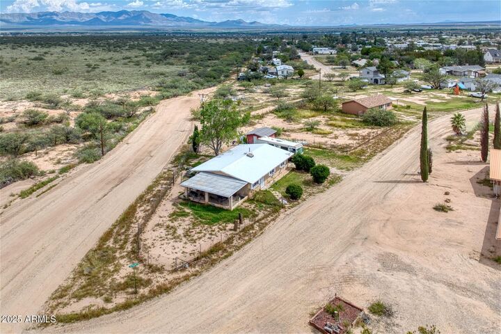 Property Photo: 10019 S Honeysuckle Drive AZ 85615