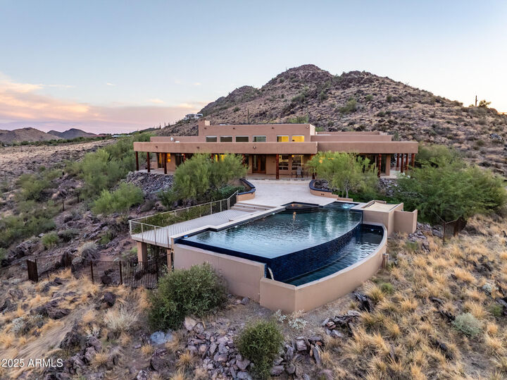 Property Photo:  5040 E Rockaway Hills Drive  AZ 85331