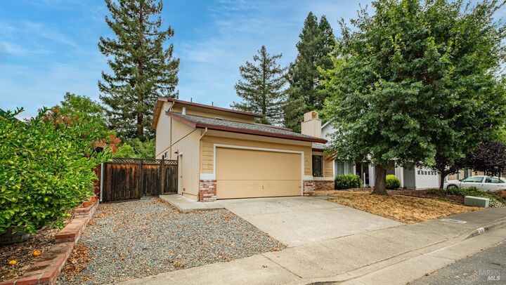 Property Photo:  360 Raven Court  CA 95448 