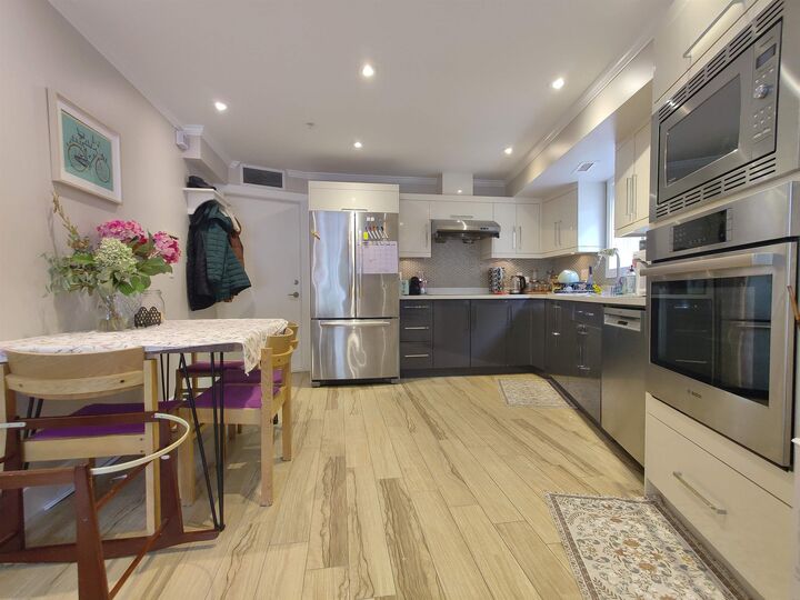 Property Photo:  2055 Triumph Street  BC V5L 1K7 