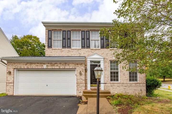 Property Photo: 17575 Deweys Run Lane VA 22026