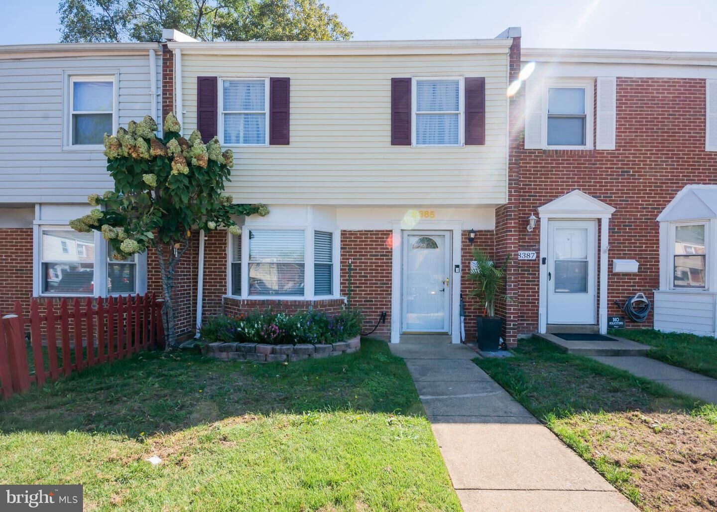 Property Photo: 8385 Irongate Way VA 20109