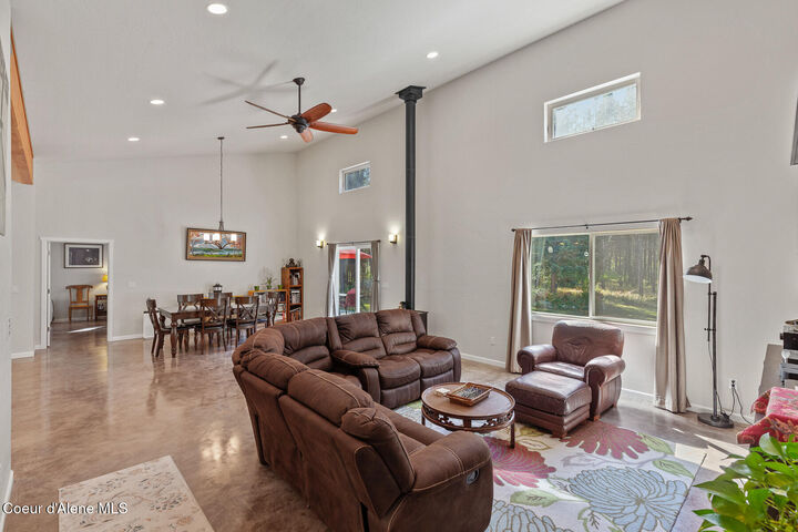 Property Photo:  307 Crosswhite Rd  ID 83809 