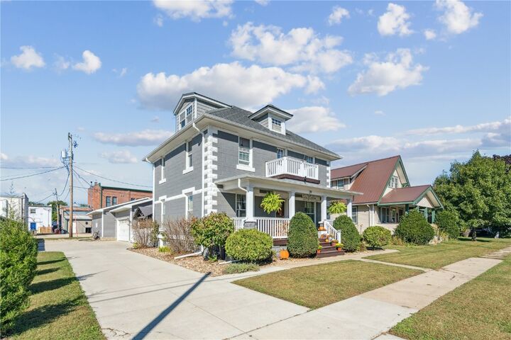 Property Photo: 29 5th Street N IA 52214