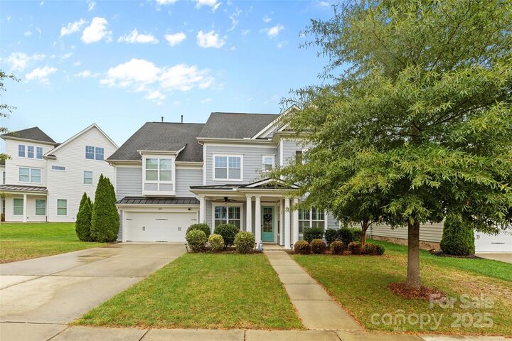 Property Photo: 5401 Meadowcroft Way SC 29708