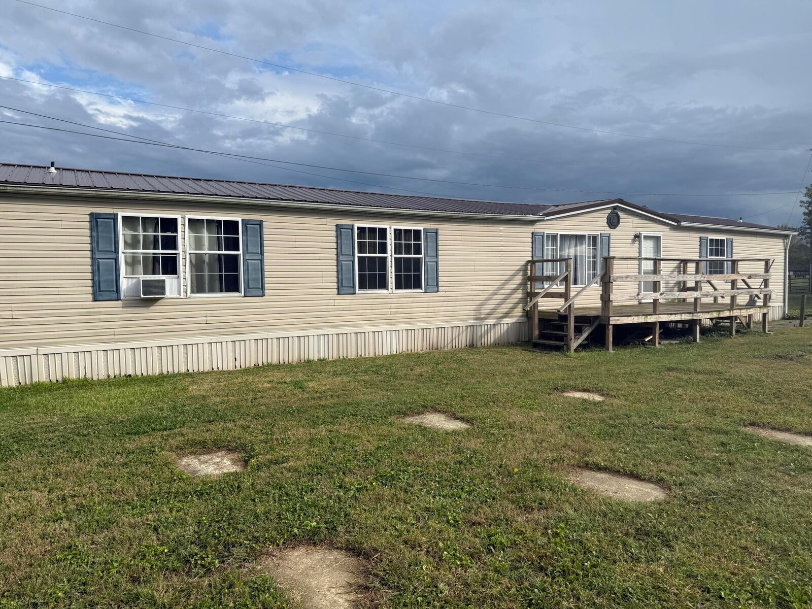 Property Photo: 900 Charles Street OH 43138