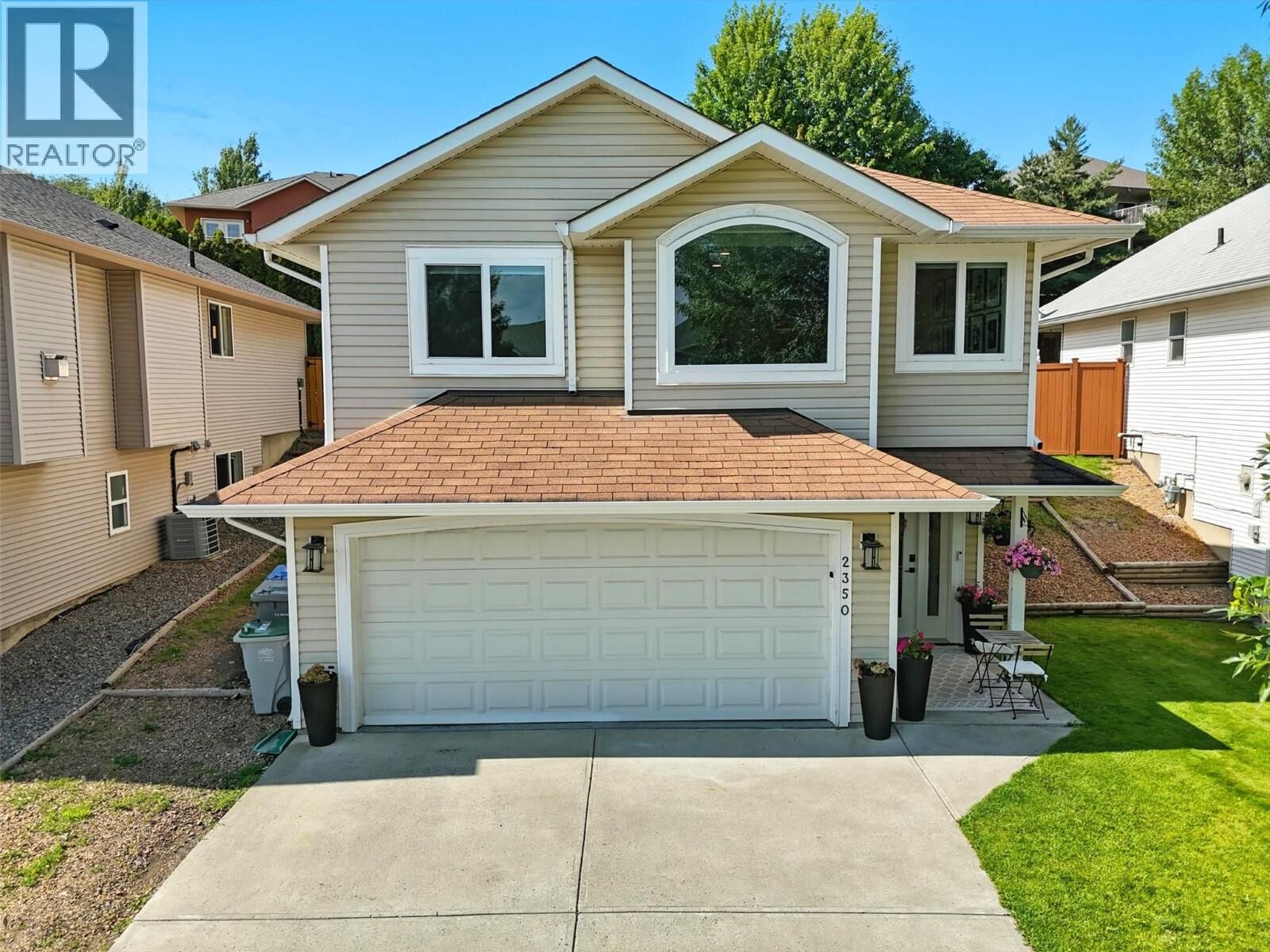 Photo de la propriété:  2350 Bramble Lane  BC V1S 1Y6 