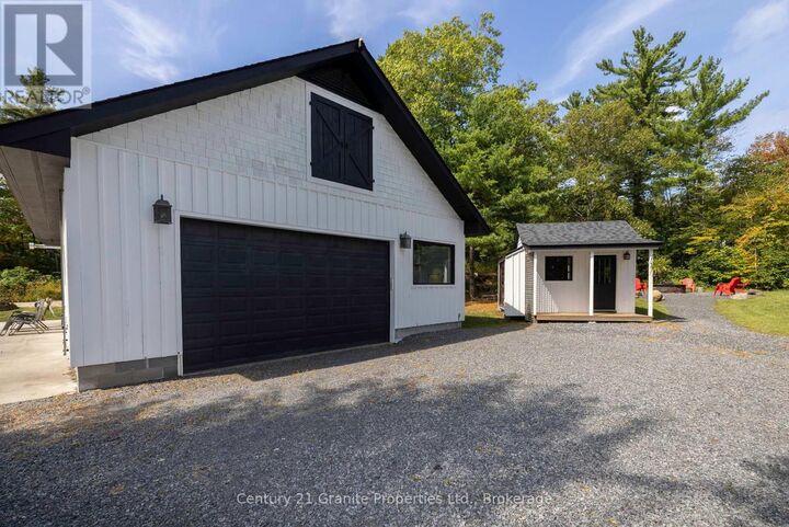 Property Photo:  8 Bartlett Drive  ON P2A 2W8 