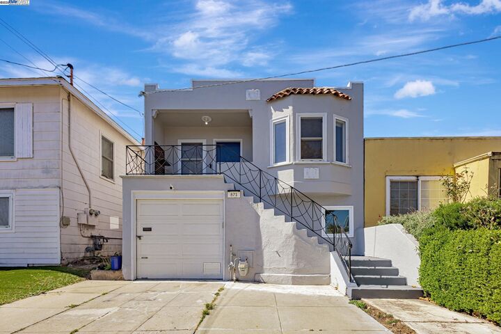 Property Photo: 871 Green Ave CA 94066