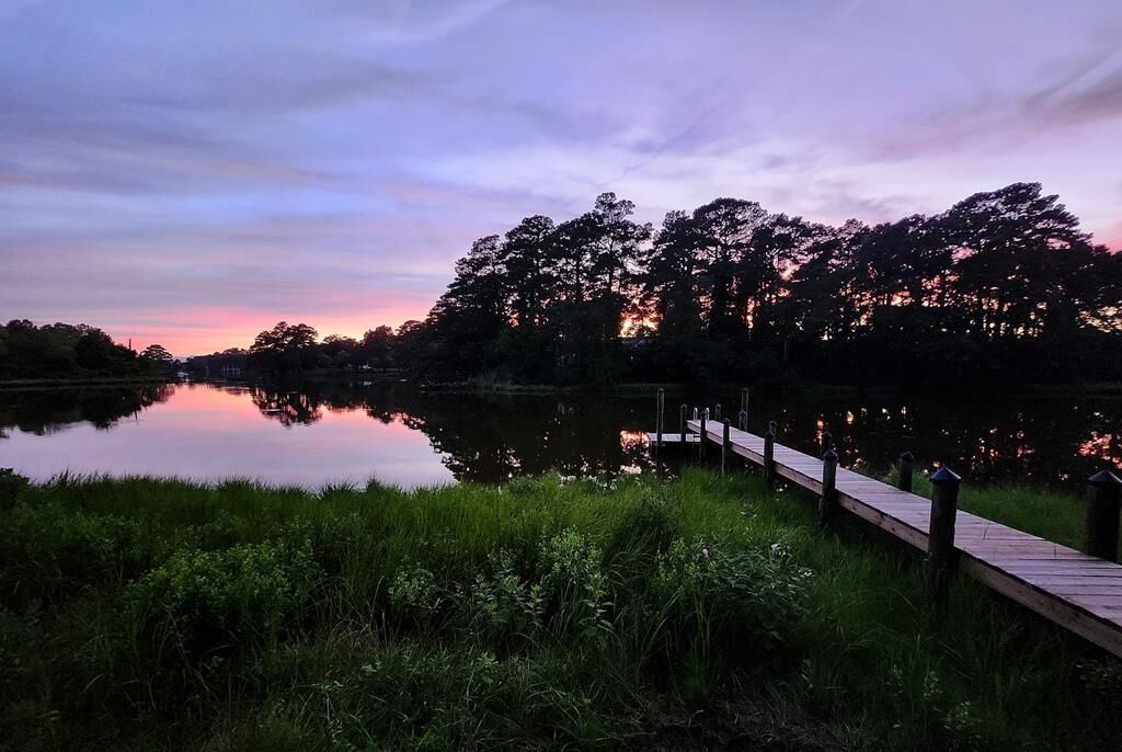 Property Photo: 1 Turner St VA 23417