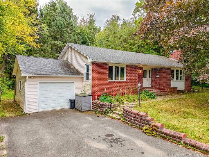 Photo de la propriété:  35 Evans Drive  NB E2V 2H3 
