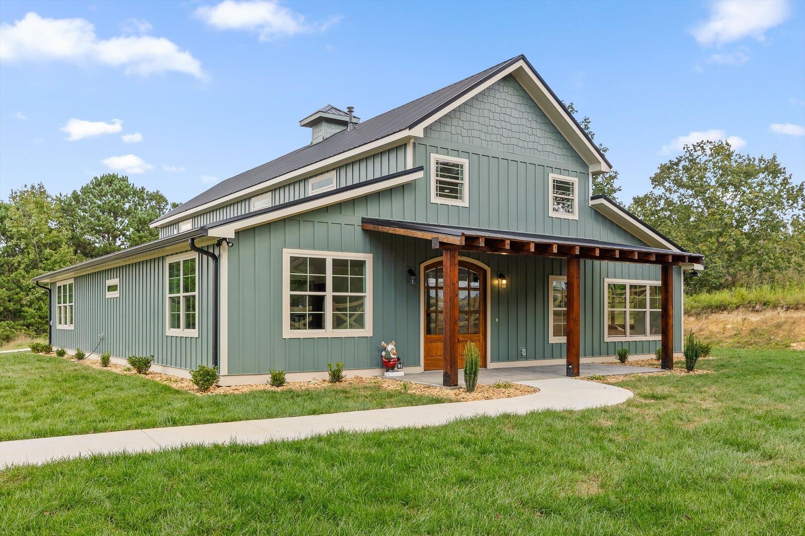 Property Photo: 198 County Road 169 AL 35979