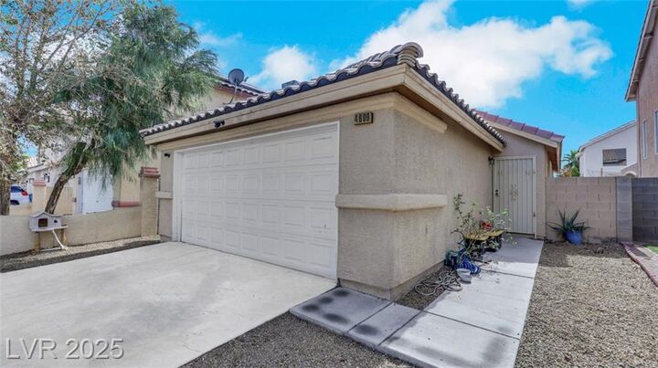 Property Photo:  4609 Little Finch Lane  NV 89115 