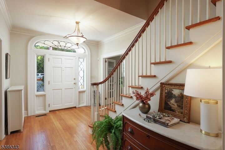 Property Photo:  15 Georgian Rd  NJ 07960 