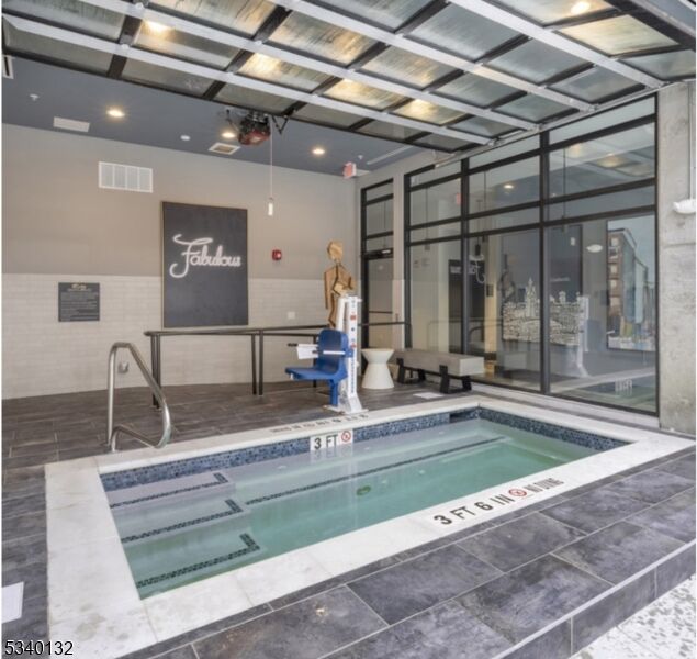 Property Photo:  100 Union St 256  NJ 07202 