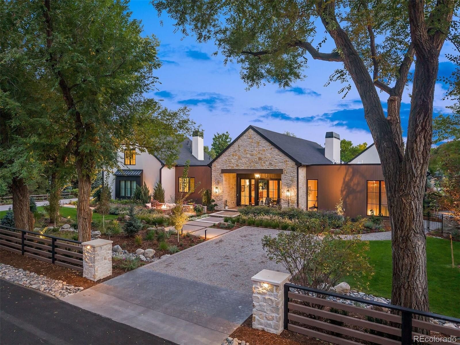 Property Photo:  1000 E Stanford Ave  CO 80113 