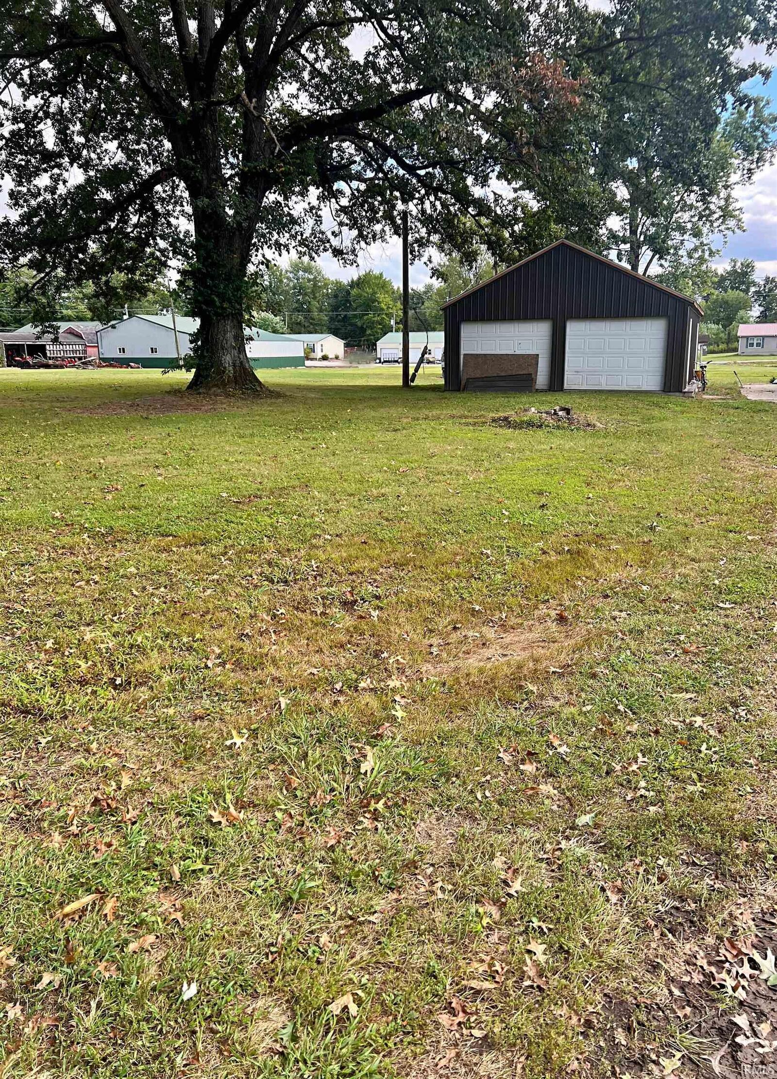 Property Photo:  691 W Vincennes Street  IN 47441 