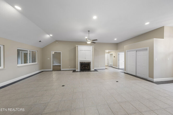 Property Photo:  2405 Ashbridge Lane  TN 37932 