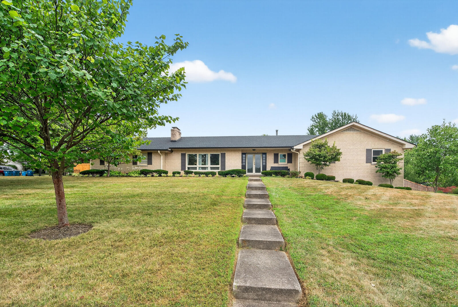 Property Photo:  767 Bravington Way  KY 40503 