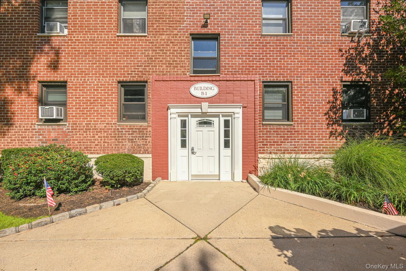 Property Photo: 5 Adelaide Street B1 D2 NY 11001