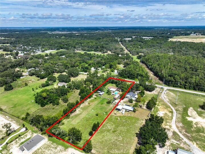 Property Photo:  4716 W Kelly Park Road  FL 32712 