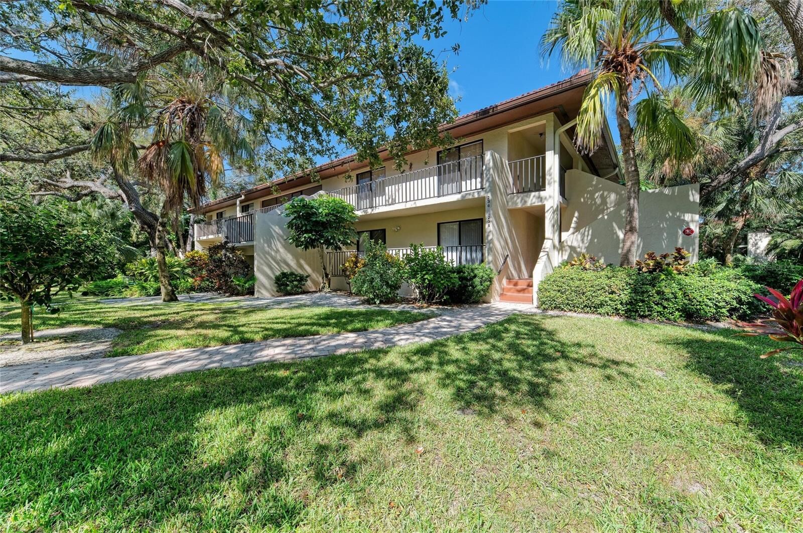 Property Photo: 3902 Mourning Dove Drive 235 FL 34210