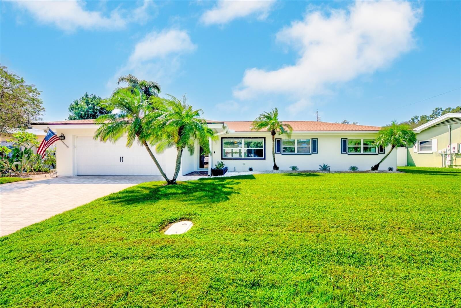 Property Photo:  2222 Overbrook Avenue N  FL 33770 