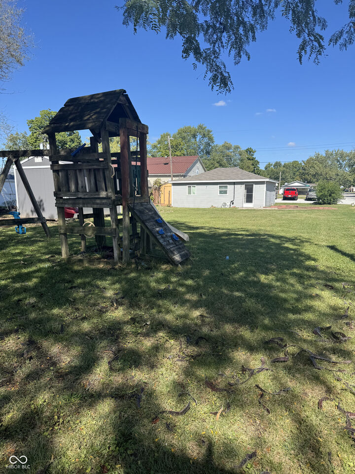Property Photo: 218 Cherry Street IN 46140