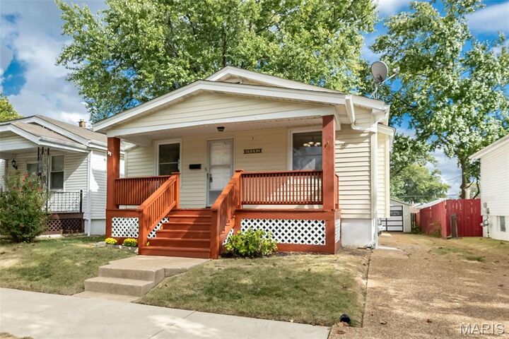 Property Photo: 4642 Steffens Avenue MO 63116