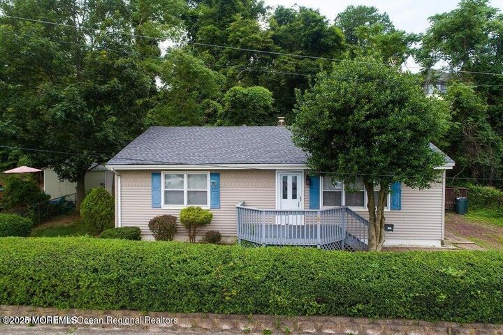 297 Shore Drive  Highlands NJ 07732 photo