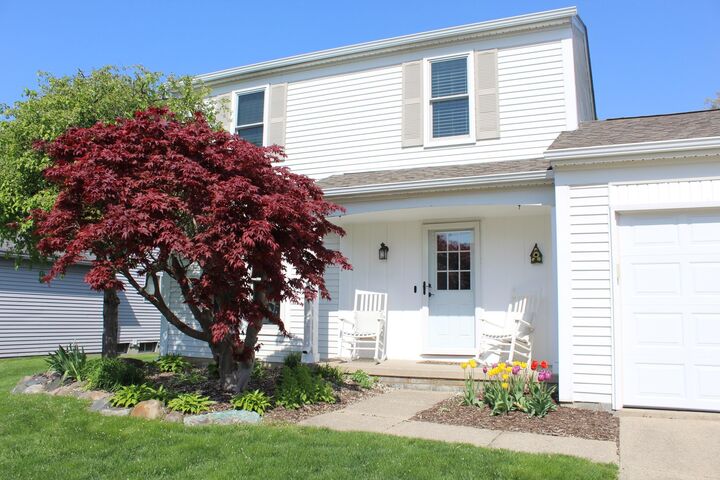 Property Photo:  151 Dalton Drive  MI 48307 
