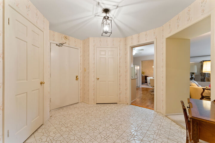 Property Photo:  150 Lake Boulevard 154  IL 60089 