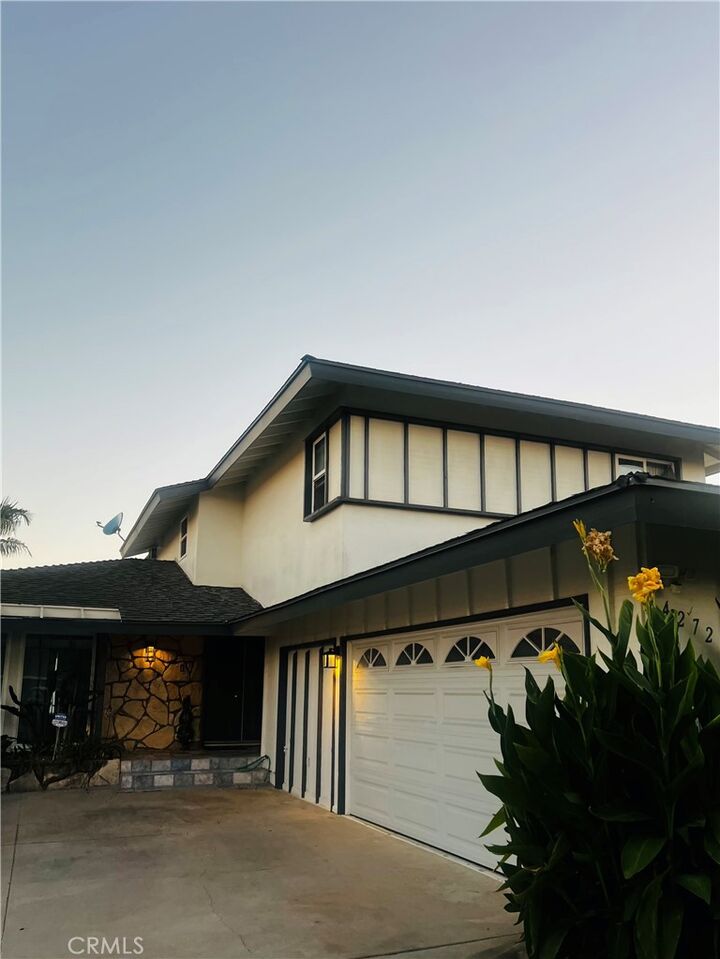 Property Photo:  4272 Niland St  CA 90262 