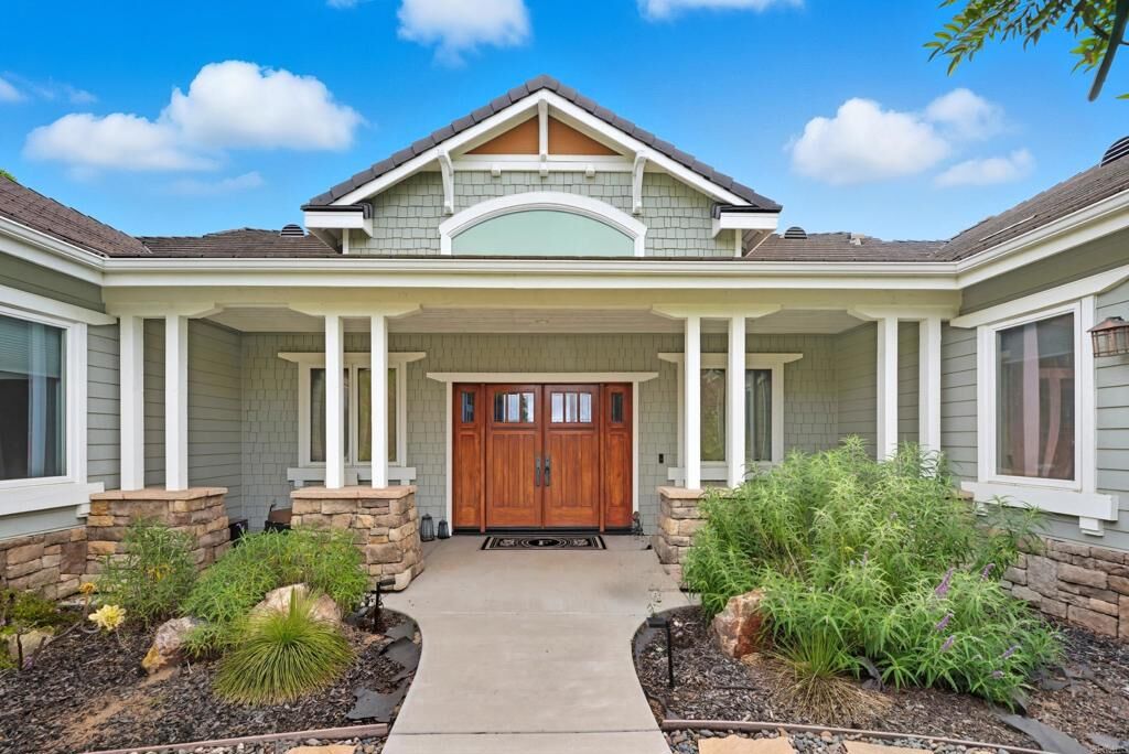 Property Photo:  1261 Birch Way  CA 92027